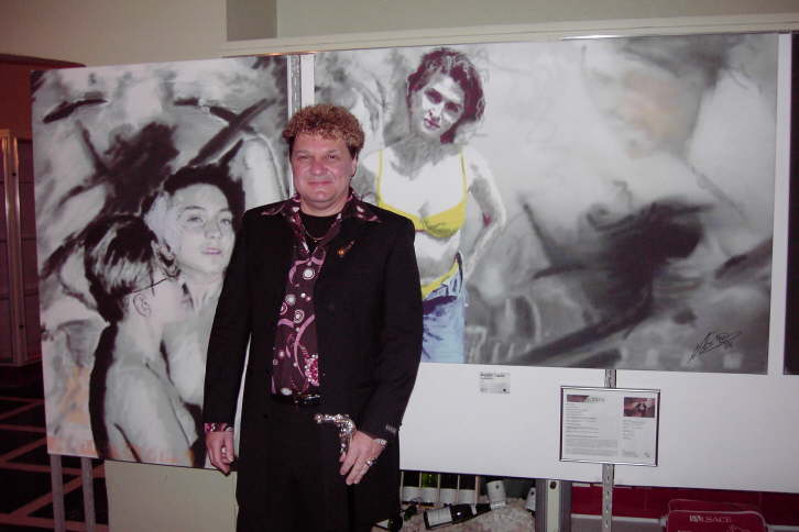 Armin Schanz mit seinen Paintographien